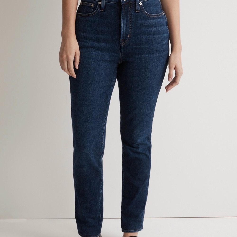 High-Rise Slim Straight Women’s Jeans - Dark Indigo